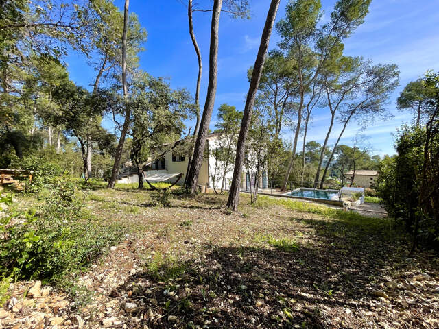 Vente d'une maison T8 d'environ 205m2 sur une parcelle paysa — photo du bien