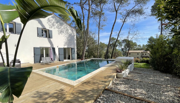 Villa / Maison 8 pièces  à vendre Saint-Clément-de-Rivière 34980