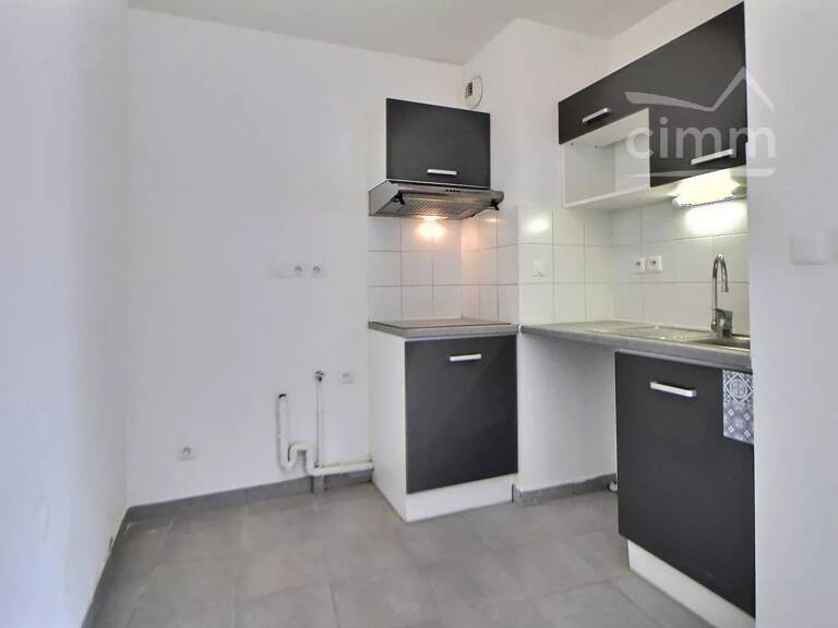 T2 de 42 m² avec terrasse 15 m² et parking — photo 1
