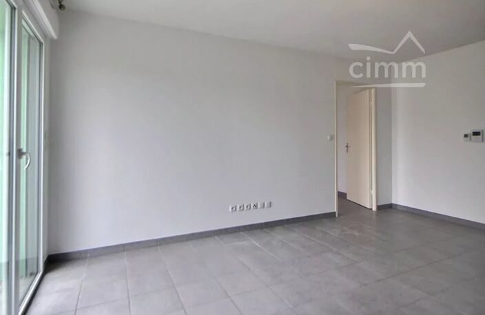 T2 de 42 m² avec terrasse 15 m² et parking — photo 2