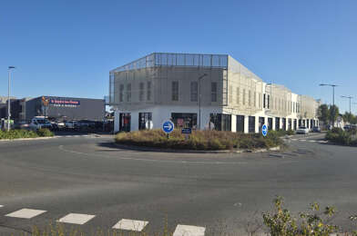 Commerce  639600 €