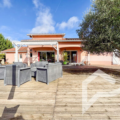 Maison 6 pièces 360000 €