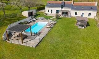 Maison 9 Pièces 260 m² à vendre à Saint-Cyr-sur-Loire (37540)