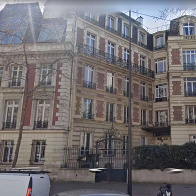 Appartement 7 pièces 8800 €