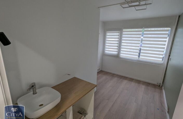 Location bureau  10 m² à Cognin (73160) — photo 4