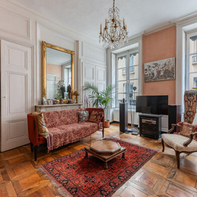 Appartement 4 pièces 490000 €