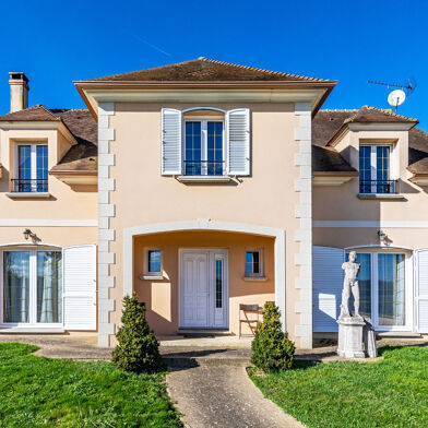 Maison 5 pièces 569000 €