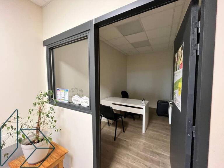 Bureau — photo 1