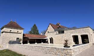 Maison 10 Pièces 250 m² à vendre à Figeac (46100)