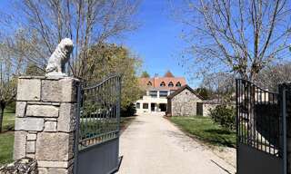 Maison 10 Pièces 250 m² à vendre à Villeneuve (12260)