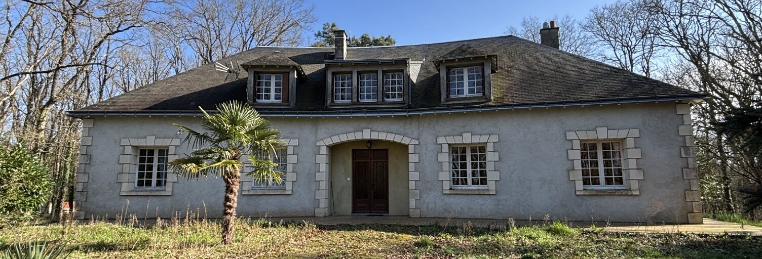 Maison 8 Pièces 250 m² à vendre à Verneuil-le-Château (37120)