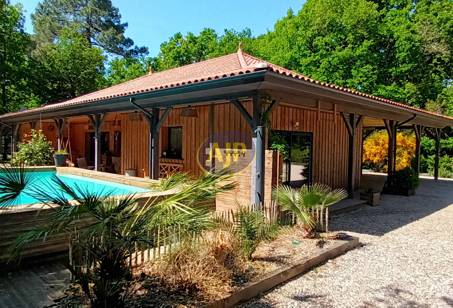 SOULAC/ MER- L'AMELIE 7 pièce(s) 200 m2 — photo 1