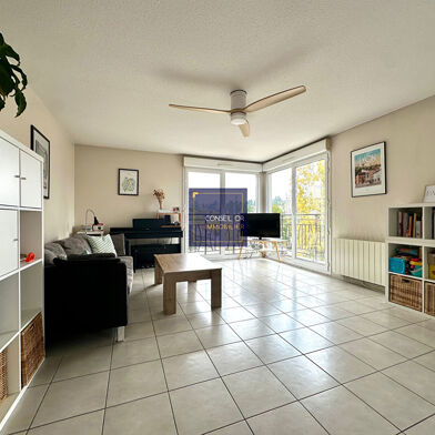 Appartement 4 pièces 255000 €