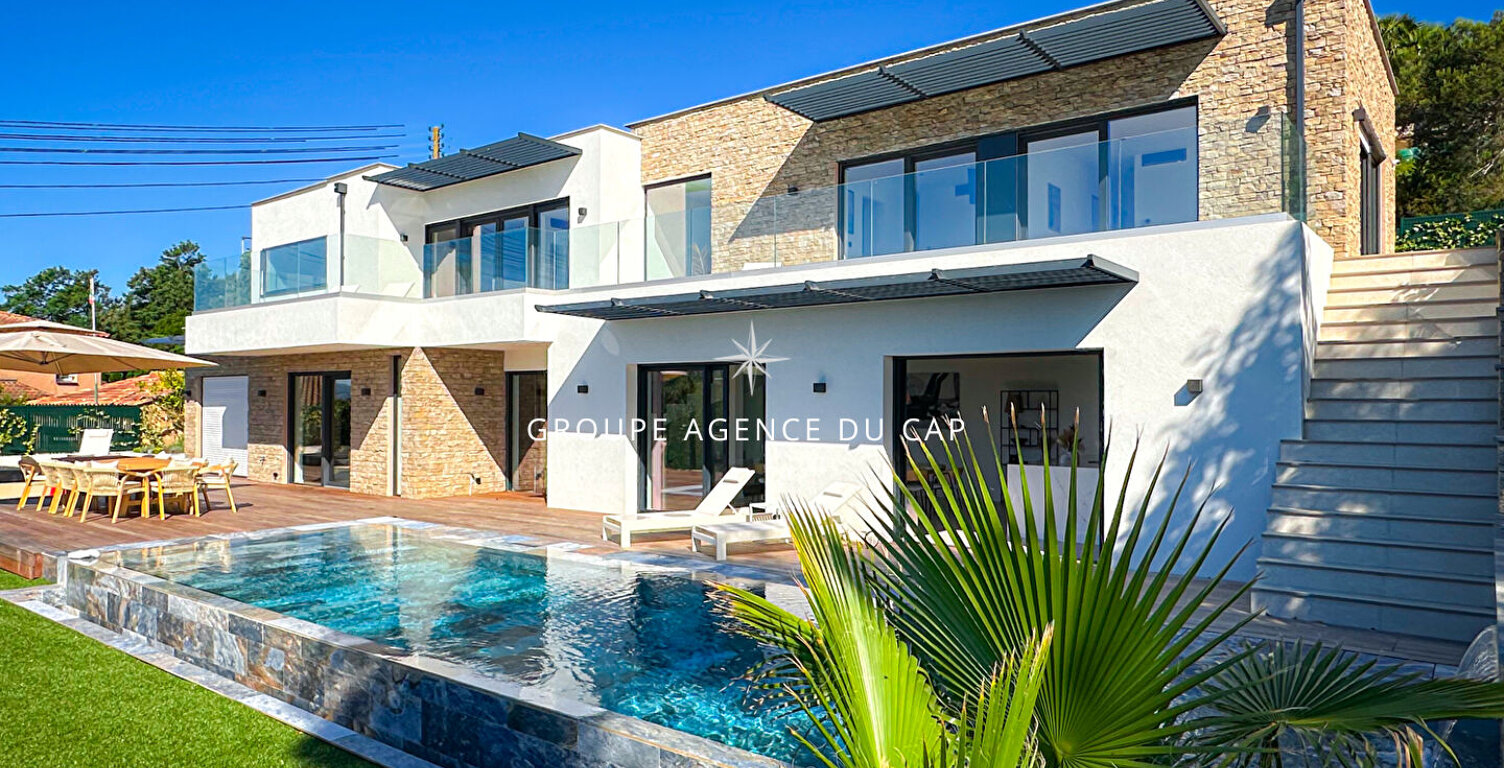 VILLA DE 260M2 AVEC VUE MER PISCINE JACUZZI,A 300 MÈTRES DES PLAGES DES ISSAMBRES — photo 1