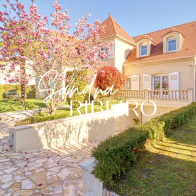 Maison 8 pièces 1029000 €