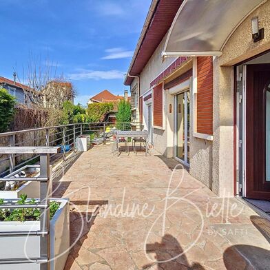 Maison 7 pièces 680000 €