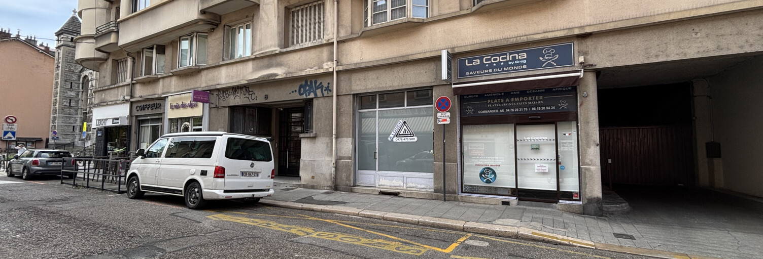 Commerce  35 m² à louer à Grenoble (38000)