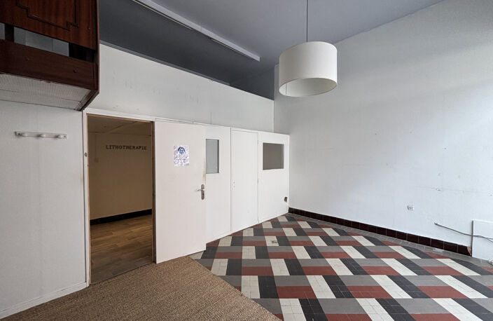 Local Commercial 34 m2 — photo 2