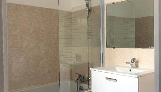 Appartement 3 pièces  à louer Valence 26000