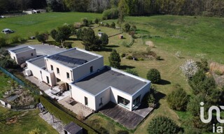 Maison 10 Pièces 276 m² à vendre à Mesnil-Roc'h (35720)