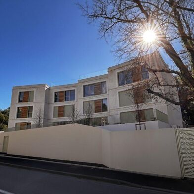 Appartement 5 pièces 749000 €