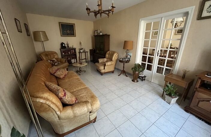 Maison de bourg de 6 pièces principales — photo 4