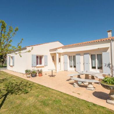 Maison 4 pièces 369600 €