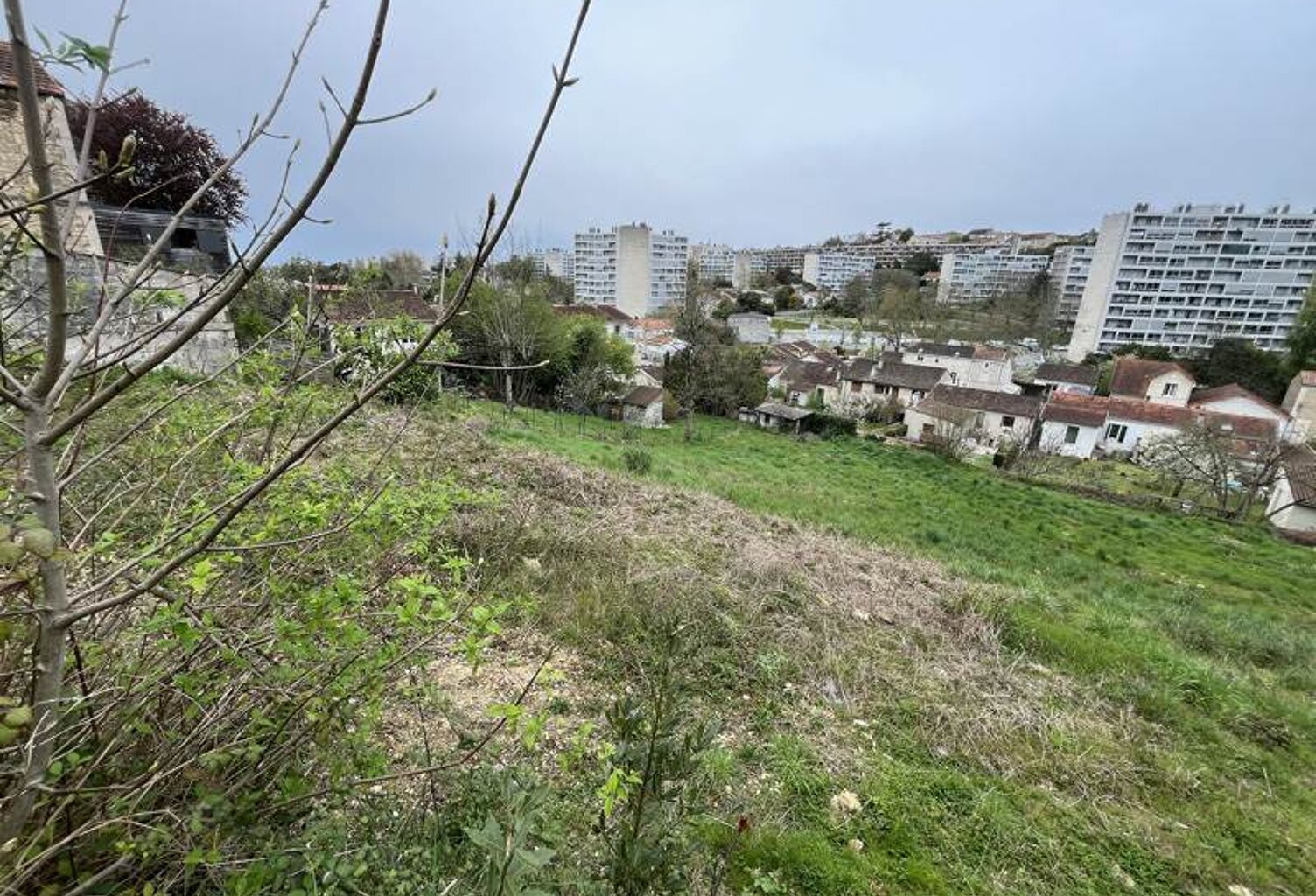 Vente terrain  550 m² Angoulême (16000) — photo 1