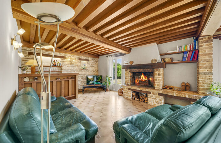 REF 4881 : Maison 184 m2 - terrain de 1150m2  - 8 pièces  - 5 chambres - Beaune — photo 5