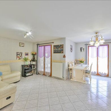 Maison 4 pièces 265500 €