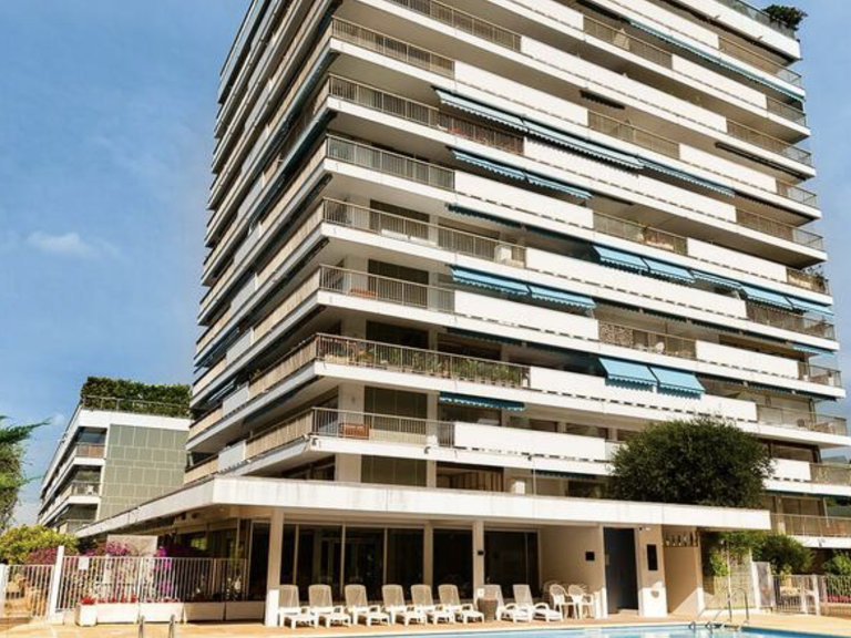 Opportunité d'Investissement en LMNP sous Bail Commercial - — photo 1