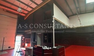 Commerce  250 m² à louer à Chambéry (73000)