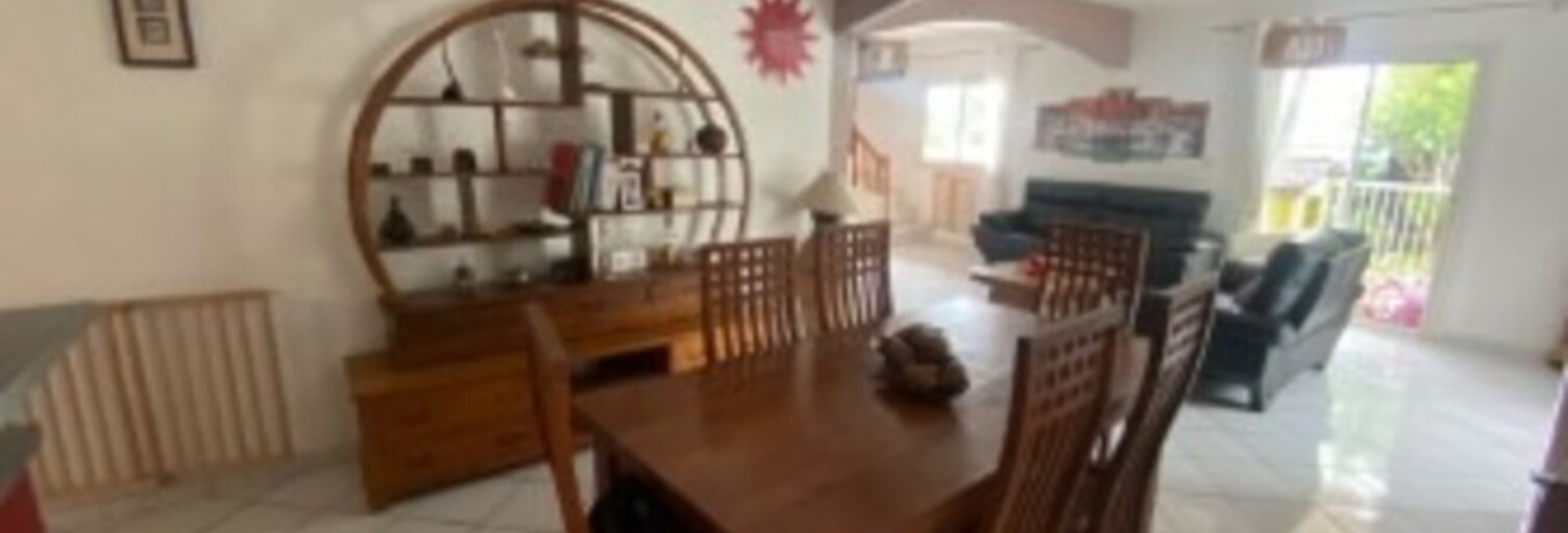 Maison 5 Pièces 250 m² à vendre à Le Tampon (97430)