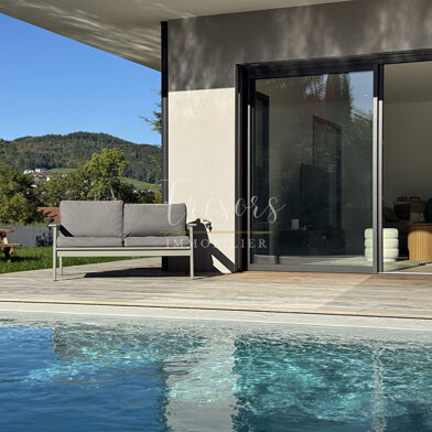 Maison 8 pièces 1758000 €