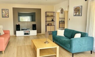 Maison 5 Pièces 143 m² à vendre à Calvisson (30420)
