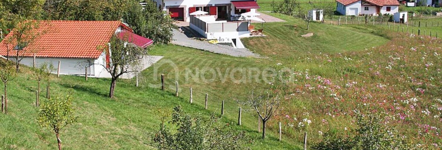 Maison 14 Pièces 376 m² à vendre à Saint-Jean-Pied-de-Port (64220)