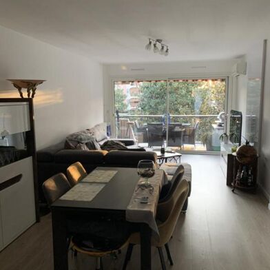 Appartement 2 pièces 2500 €