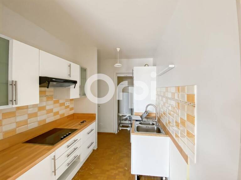 Appartement À Vendre — photo 1