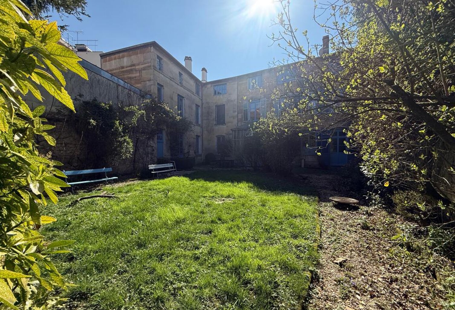 Maison À Vendre — photo 1