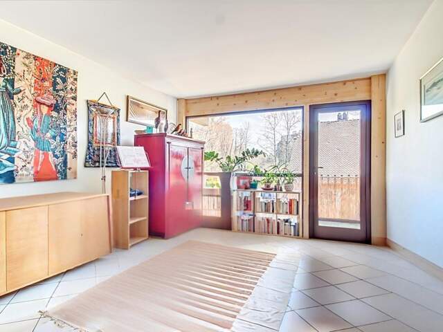 Appartement À Vendre — photo du bien