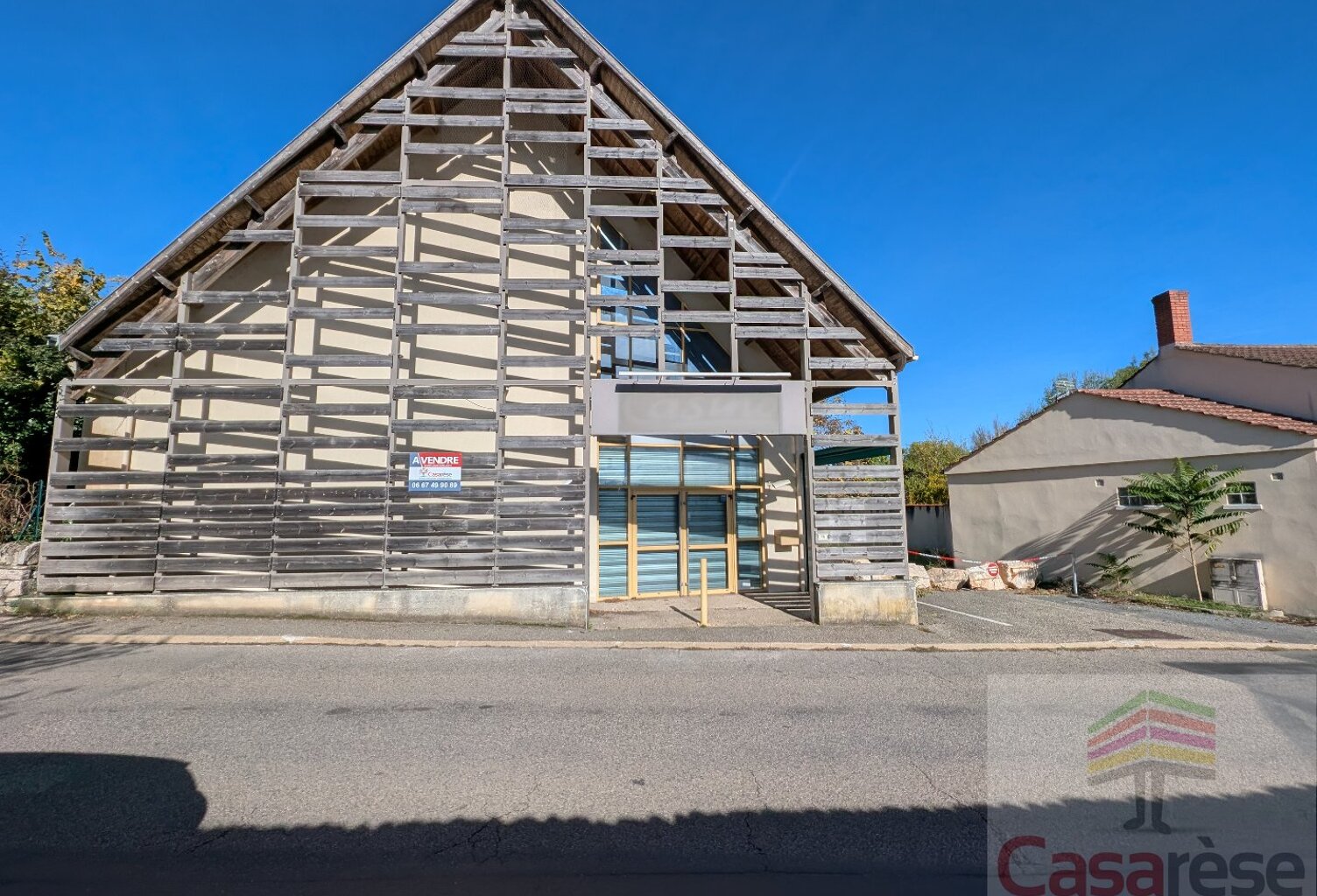 Immeuble commercial — photo 1