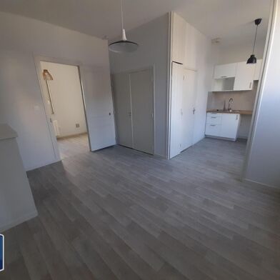 Appartement 1 pièces 450 €