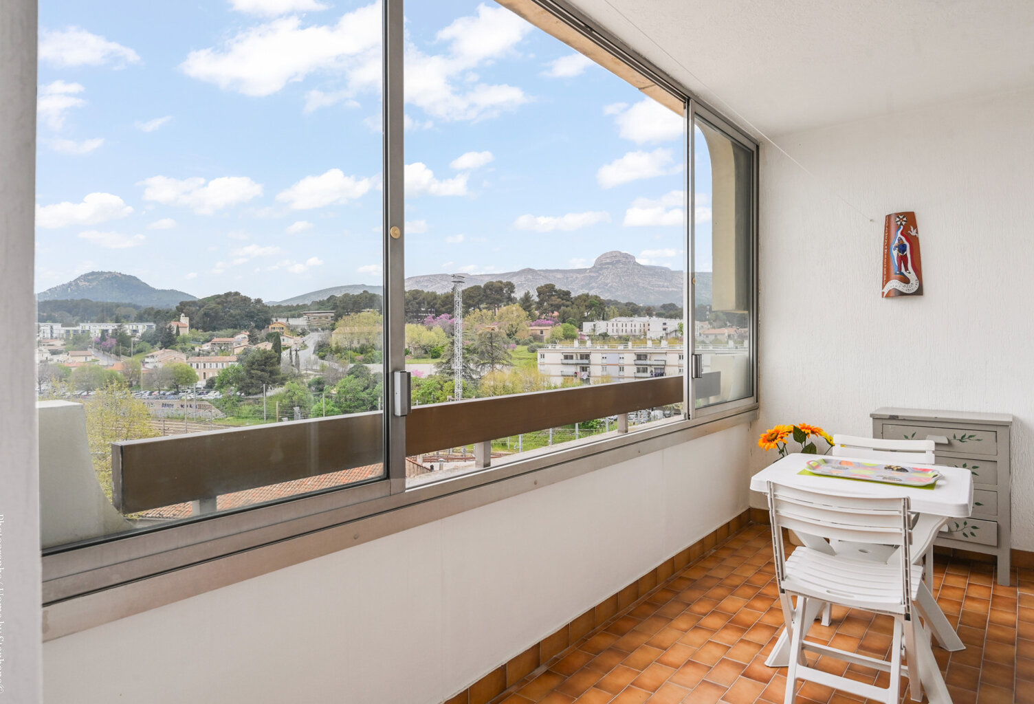 SPACIEUX APPARTEMENT T3 + GARAGE AUBAGNE HYPER CENTRE — photo 1