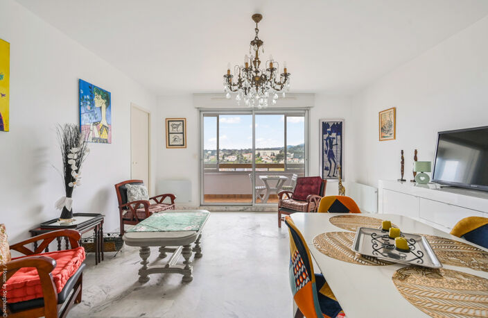 SPACIEUX APPARTEMENT T3 + GARAGE AUBAGNE HYPER CENTRE — photo 3