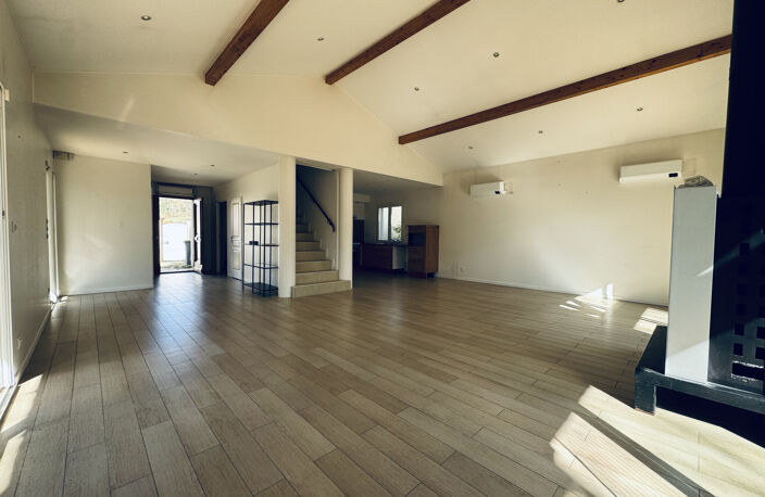 À LOUER   Maison meublée 128 m2   Belmont d'Azergues (69380) — photo 5