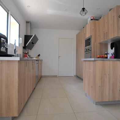 Maison 5 pièces 549000 €