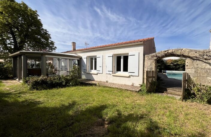Maison plain-pied - SAINT MÉDARD D'AUNIS — photo 4