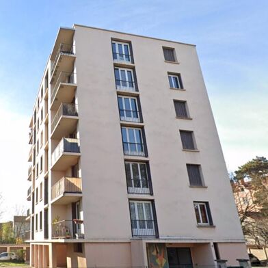 Appartement 4 pièces 220000 €