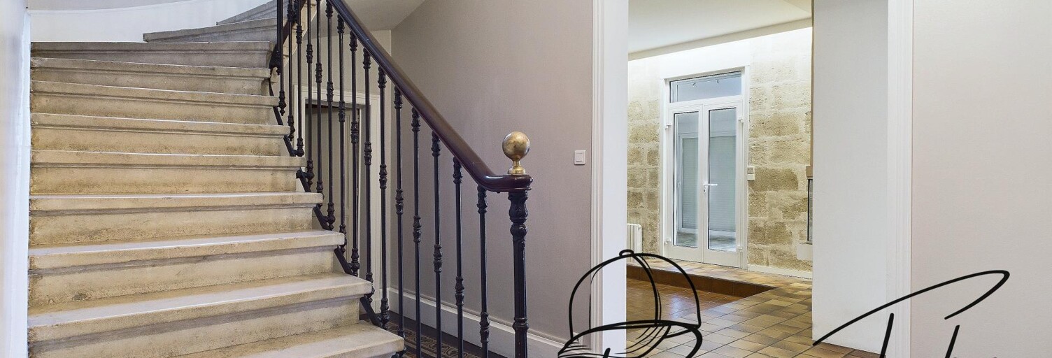 Immeuble  412 m² à vendre à Cavignac (33620)