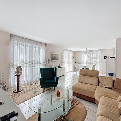 Appartement 4 pièces 428000 €